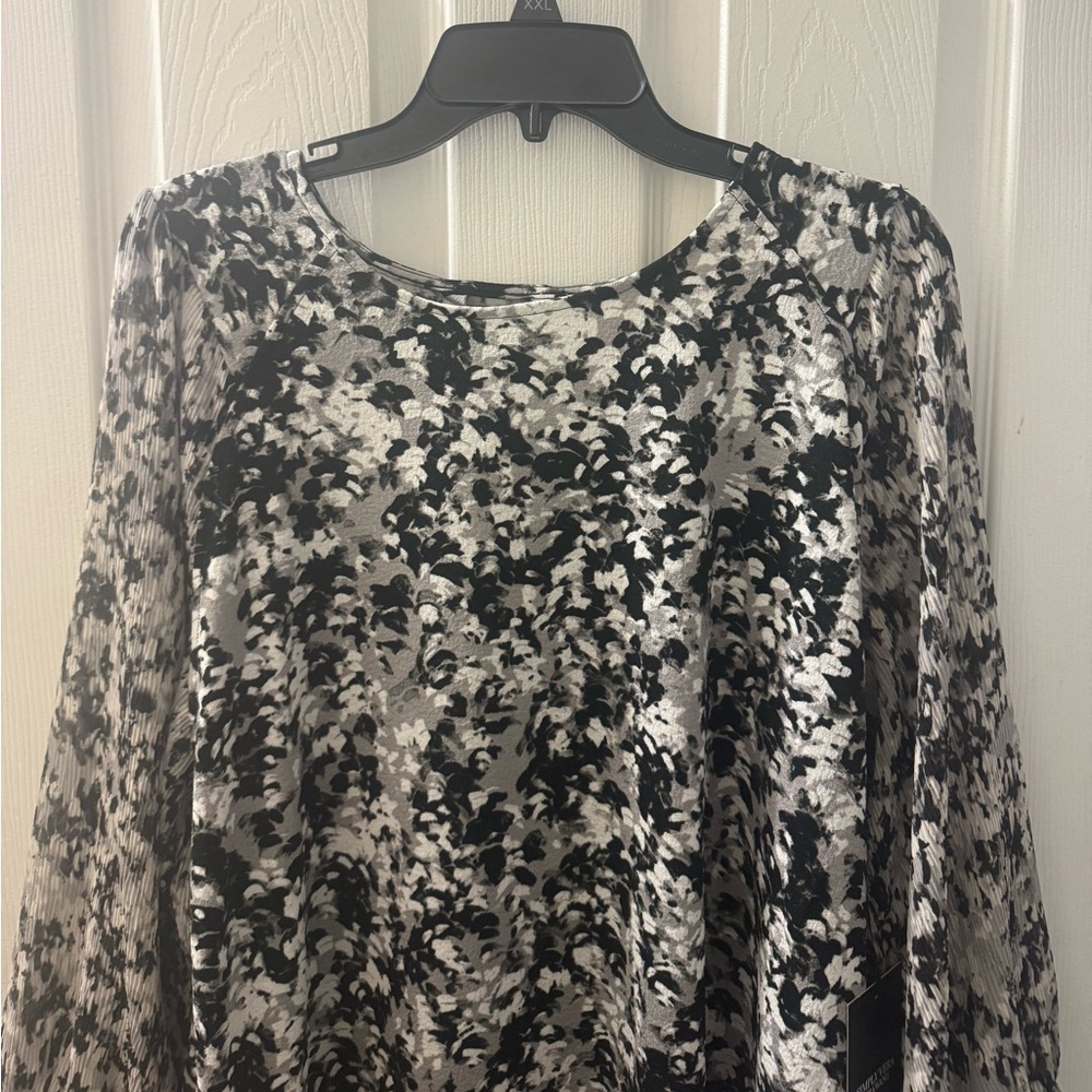 Simply Vera Vera Wang Black, White & Gray Floral Blouse Size XXL Women’s Top - Picture 5 of 15